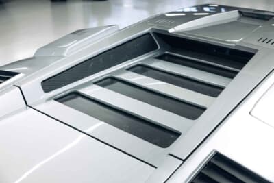 82万625ユーロ（邦貨換算約1億3300万円）で落札されたランボルギーニ「カウンタックLP400」（C）Courtesy of RM Sotheby's