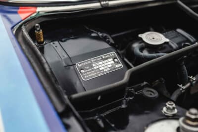  50万ユーロ～65万ユーロ（邦貨換算約8050万円〜1億465万円）で現在も販売中のBMW「3.0CSL バッドモービル」（C）Courtesy of RM Sotheby's