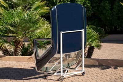 7万8400ドル（邦貨換算約1170万円）で落札されたメルセデス・ベンツ「560SL」（C）Courtesy of RM Sotheby's