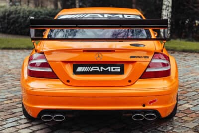 60万ユーロ〜80万ユーロ（邦貨換算約9610万円〜1億2810万円）で現在も販売中のメルセデス・ベンツ「CLK DTM AMG P900 プロトタイプ」（C）Bonhams