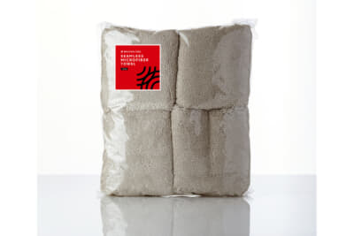 洗車後の拭き上げや乾拭きなどに最適な「シームレス マイクロファイバータオル」