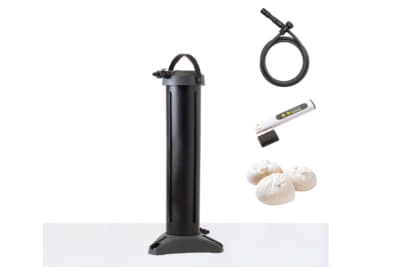 ビューティフルカーズの洗車用純水器「ピュアニッシュ」