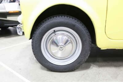 フィアット 500R：ホイールもオリジナルのよさを楽しめる仕様