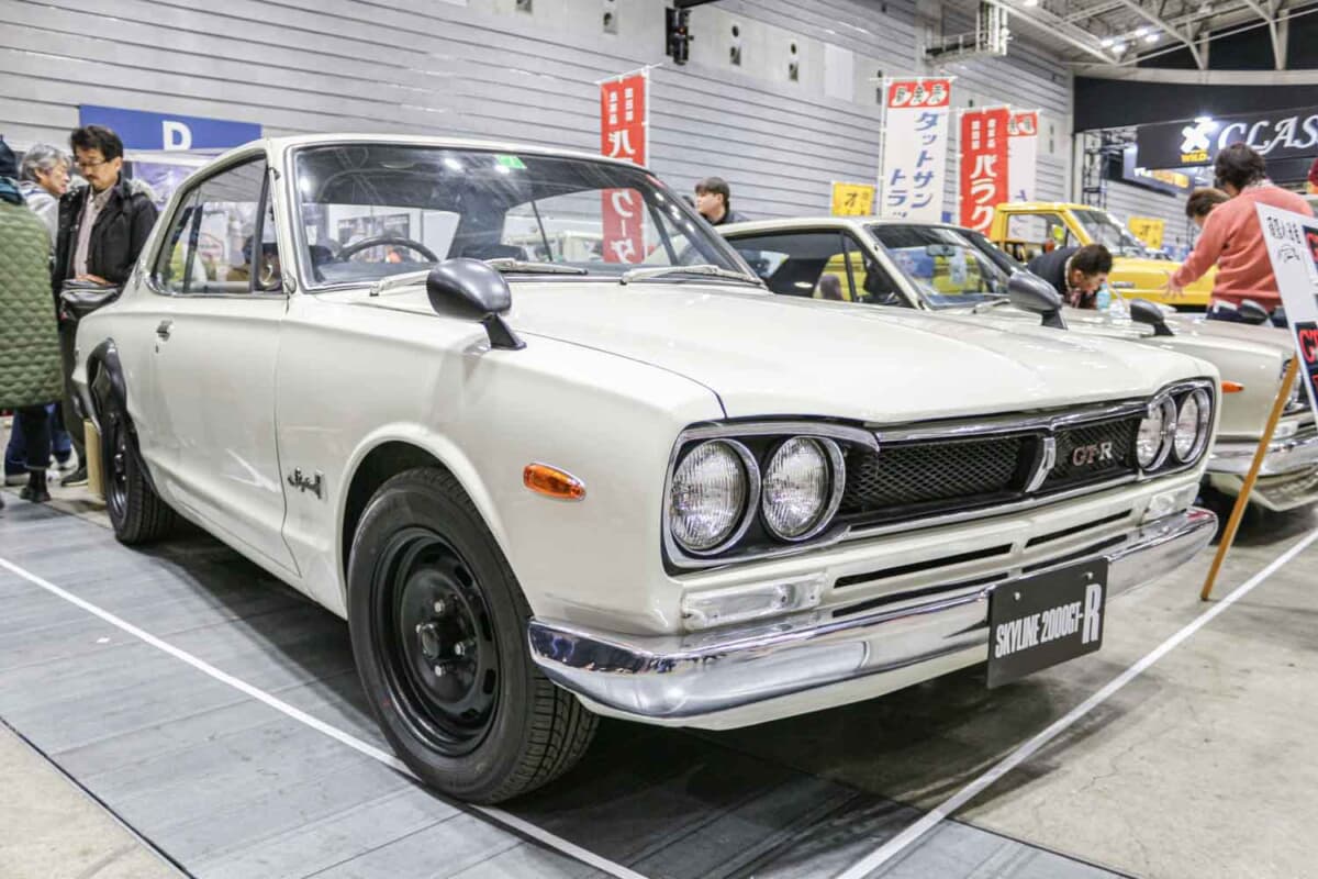 Ｉ　ＬＯＶＥ　ＩＳＡＷＡ　　スカイライン　2000ＧＴ　ハコスカ スカイライン 2000GT (ハコスカ) 昭和46年の名車！一度は所有