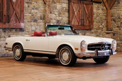 17万9200ドル（邦貨換算約2580万円）で落札されたメルセデス・ベンツ「280SL」（C）Courtesy of RM Sotheby's