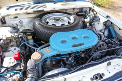 スバル 2代目 レオーネ ツーリングワゴン:ウォーターポンプ、デスビ内蔵フルトラ用トランジスタ、燃料ポンプ、フィルター、ホースを交換。キャブレターはオーバーホール済み