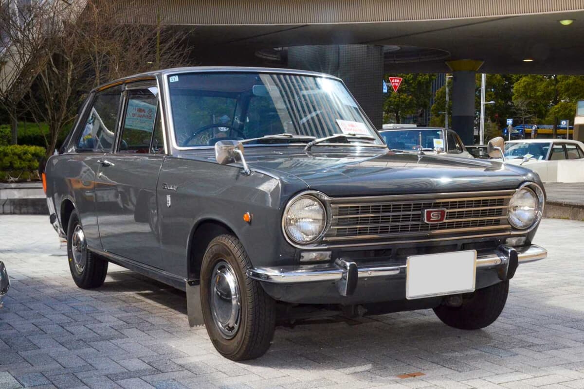 DATSUN  サニークーペ　旧車　ニッサン　ボディー^ 日産： NISSAN HERITAGE COLLECTION｜ダットサンサニー1000クーペ