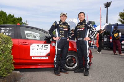 No.145 エムリットGRアクアで参戦をした平林安里／保井隆宏組