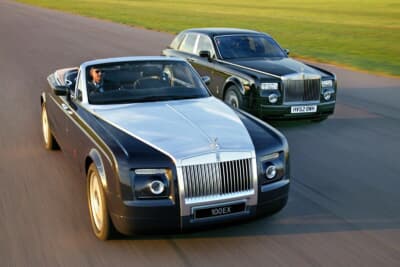 ロールス・ロイス 100EX（左）：スピードに乗ったクラシックなクルーザーを彷彿とさせるデザイン