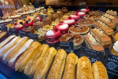 あれもこれも食べたくなってしまうフランスのケーキとエクレア