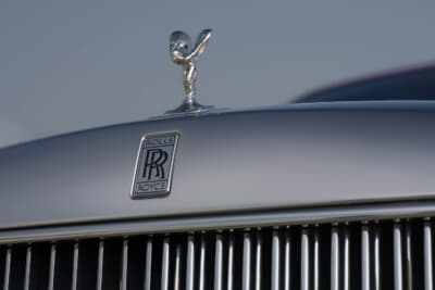 ロールス・ロイス ファントム：ロールスロイスの象徴であるスピリット・オブ・エクスタシー