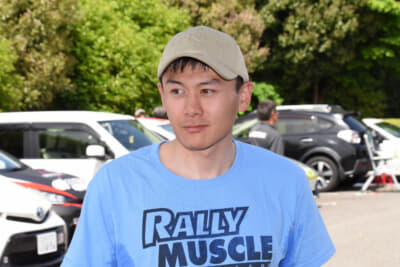 スキーモ＆マウンテンバイクの選手である平林安里選手。これまで元スケート選手を起用してきたマッスルラリーでは、初めてのスケート以外の選手となる