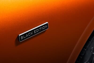 ベントレー コンチネンタルGT／GTC、フライングスパーにはフロントフェンダーにブラックエディションのバッジが装着される