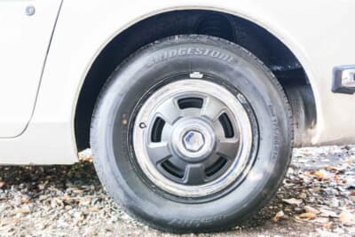日産 フェアレディZ Z-L：モディファイされている初代Zが多いので、純正の状態は逆に新鮮