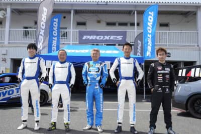 インストラクターは左から塩津裕介氏／井入宏之氏／木下隆之氏／阪口良平氏／藤原優汰氏の5人