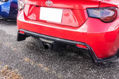 トヨタ 86：センター1本出しマフラーは86GRMNのようで格好いい