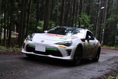No.23 Love Drive ♡DUNLOP 86 IEC（洪 銘蔚／市橋真由子）で豊田しもやまラリーに参戦