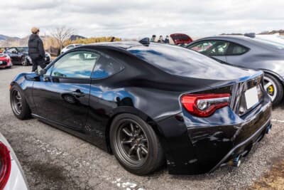 トヨタ 86：足まわりは326POWERの車高調をチョイス