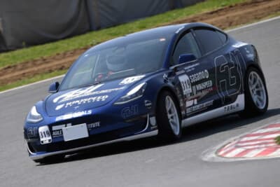 No.319WIKISPEED Tesla 3の遠藤幸和選手は過去にJEVRAシリーズ参戦経験を持つドライバー。今回は初のテスラで参戦だったが、予選は1分04秒888で4番手