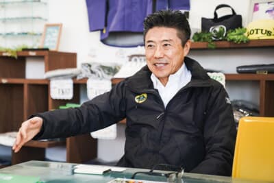 代表の村松氏は、正規ディーラーの支店長などを経験し、1998年にエムラインをオープン。ユーザーのニーズに寄り添った店舗づくりに尽力してきた