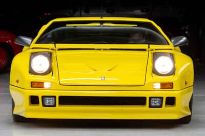 31万3000ドル（邦貨換算約4470万円）で落札されたデ・トマソ「パンテーラ 90Si」（C）Courtesy of RM Sotheby's