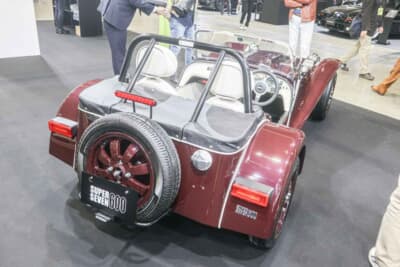 ケータハム スーパーセブン600：170とエンジンなどのスペックも共通で85psの最高出力や440kgの車両重量も同じだ