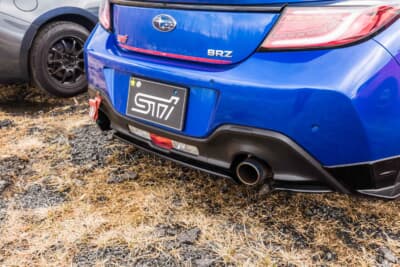 スバル BRZ STIスポーツ：HKSのマフラーを装着