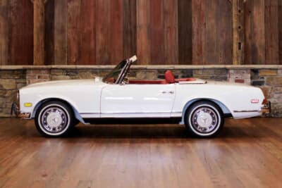 17万9200ドル（邦貨換算約2580万円）で落札されたメルセデス・ベンツ「280SL」（C）Courtesy of RM Sotheby's