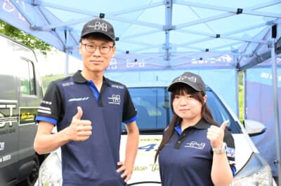 DE-5クラスNo.45トヨタ車体ヴィッツ（NCP131）に搭乗するのは高井義博／伊藤香菜子組