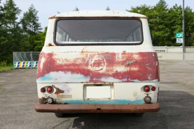 プリンス ホーミー：丸くて赤いテールライトが斬新