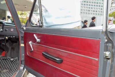 日産 初代 B10型 ダットサン サニー：カタログから抜け出てきたような美しい状態を保つ