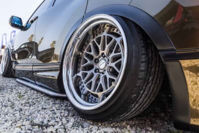 ホンダ CR-V：前後ともにスペーサーなしでホイールのリップにちょうどフェンダーに刺さる絶妙なスタンスを実現