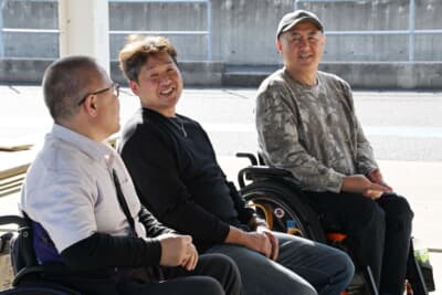 障がい者だけでなく健常者も一緒にスクールに参加しているのもこのHDRSの特徴
