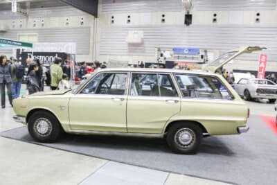 日産 スカイライン バン：4代目スカイラインまでで特徴的だったリヤサイドのサーフィンラインがバンにもあしらわれていた