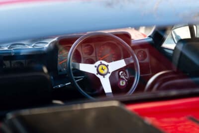 17万8250英ポンド（邦貨換算約3340万円）で落札されたフェラーリ「365GT4BB」（C）Bonhams