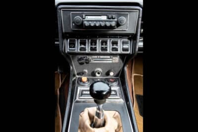 3万6800英ポンド（邦貨換算約710万円）で落札されたアルファ ロメオ「モントリオール」（C）Bonhams