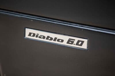31万9700ポンド（邦貨換算約6000万円）で落札されたランボルギーニ「ディアブロ6.0VT」（C）Bonhams