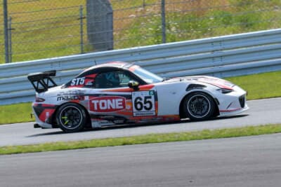 パーティレース仕様との大きな違いはコーナリングスピードとタイヤの使い方だった