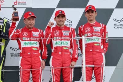 777号車D’station Vantage GT3（星野敏選手／上村優太選手／藤井誠暢選手）