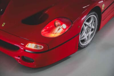 553万2500ドル（邦貨換算約7億9400万円）で落札されたフェラーリ「F50」（C）Courtesy of RM Sotheby's