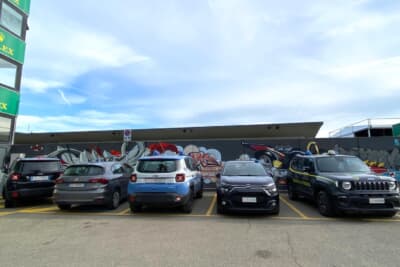 イモラサーキットに停まっていたイタリアのパトカーたち