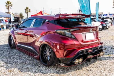 トヨタ C-HR：KUHL RACINGのリアバンパーとトランクスポイラーをチョイス