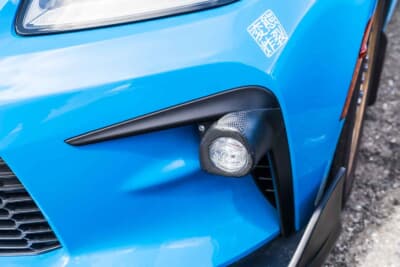 トヨタ GR86：Day in Day outのZN8用フォグランプキットを装着