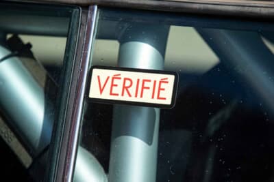 12万ポンド～20万ポンド（邦貨換算約2320万円〜約3870万円）で現在も販売中のメルセデス・ベンツ「450 SLC 5.0」（C）Bonhams