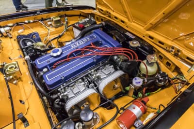 いすゞ ベレットGTR：1.6L直4DOHCを搭載するエンジンルームもまるで新車のようにピカピカ