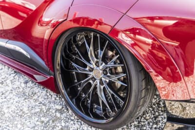 トヨタ C-HR：ホイールはWORK SCHWERT BRUNNEN（20×9.5J）をチョイス