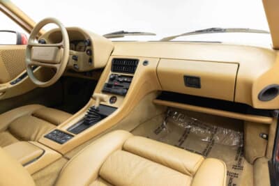 12万6000ドル（邦貨換算約1880万円）で落札されたポルシェ「928S by ゲンバラ」（C）Courtesy of RM Sotheby's