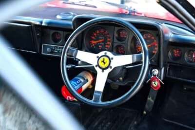 17万8250英ポンド（邦貨換算約3340万円）で落札されたフェラーリ「365GT4BB」（C）Bonhams