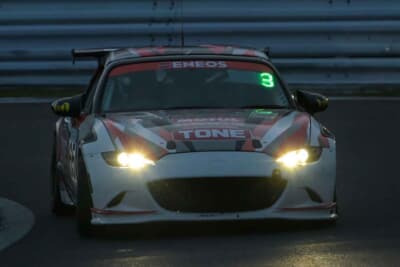 夜間走行も実施。これを走らないと本戦のナイトセッションをドライブできない