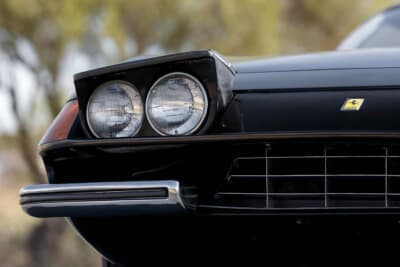 49万8400ドル（邦貨換算約7270万円）で落札されたフェラーリ「365 GTB/4 デイトナ」（C）Bonhams